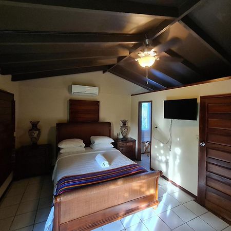 Bed and Breakfast Yocamatsu Caye Caulker Zewnętrze zdjęcie