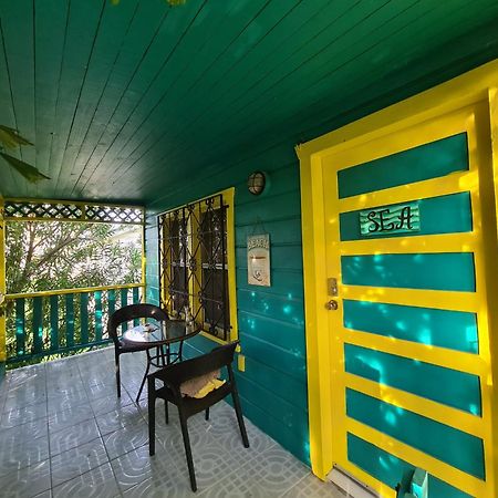 Bed and Breakfast Yocamatsu Caye Caulker Zewnętrze zdjęcie